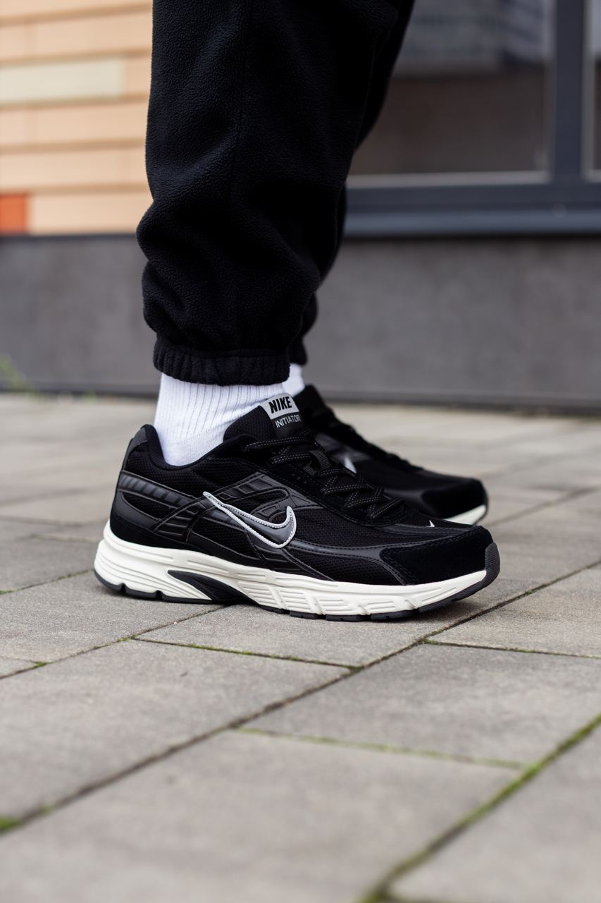 Nike Initiator Black/White Gore-Tex
