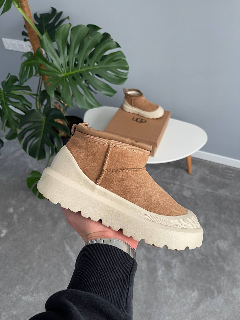Ugg CI Ultra Mini Weather Hybrid Chestnut White