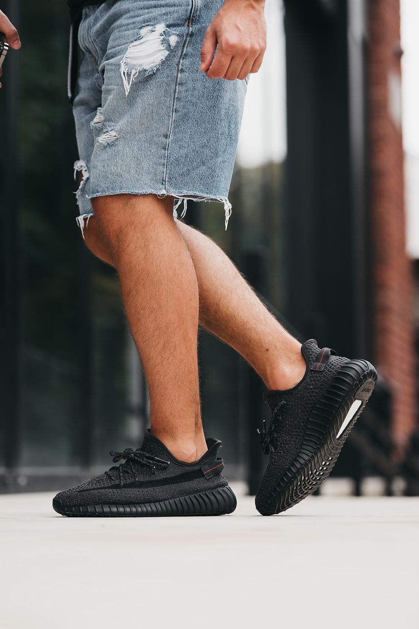 Adidas Yeezy Boost 350 v2 Black - Зображення 4