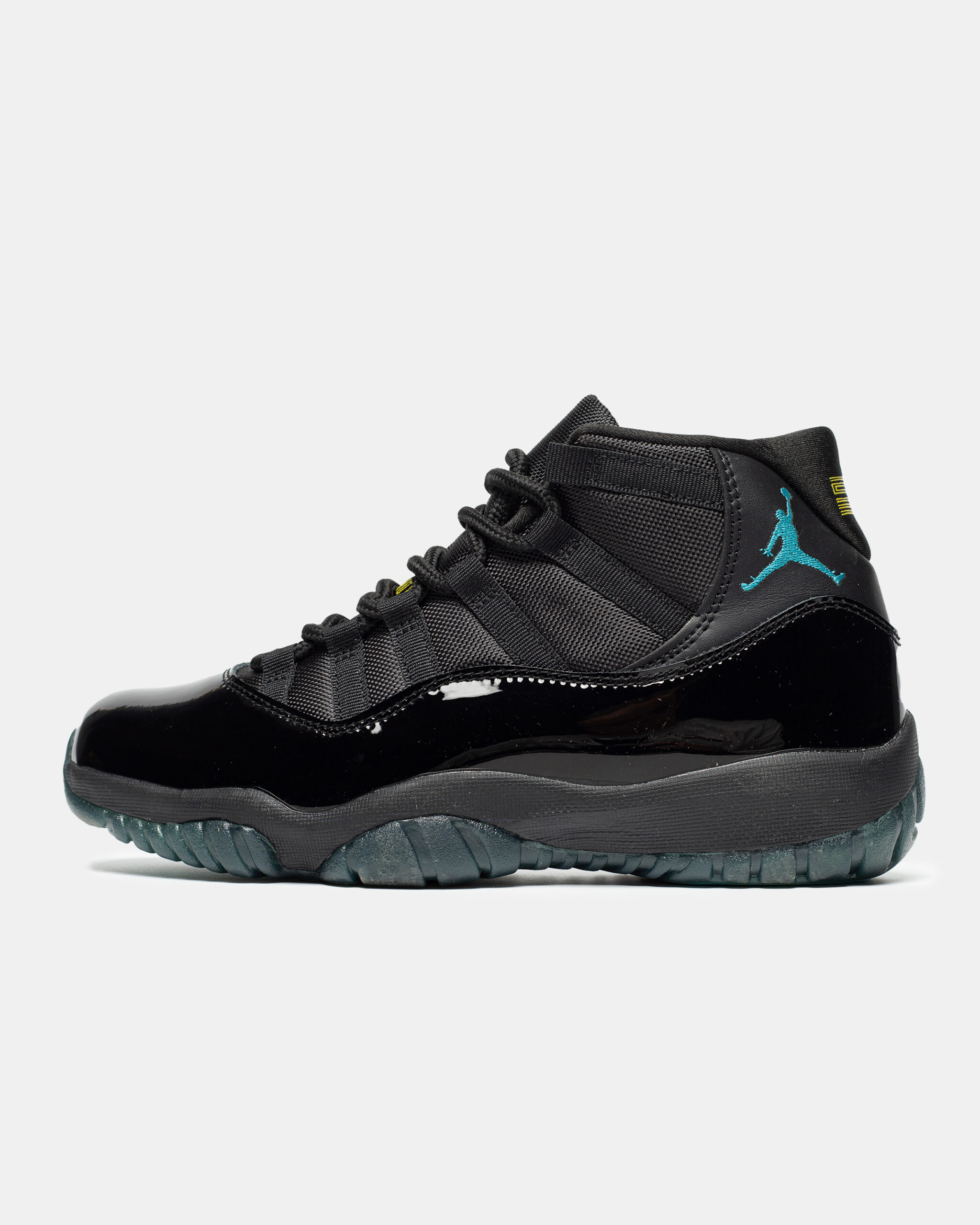 Air Jordan 11 Retro Gamma Blue