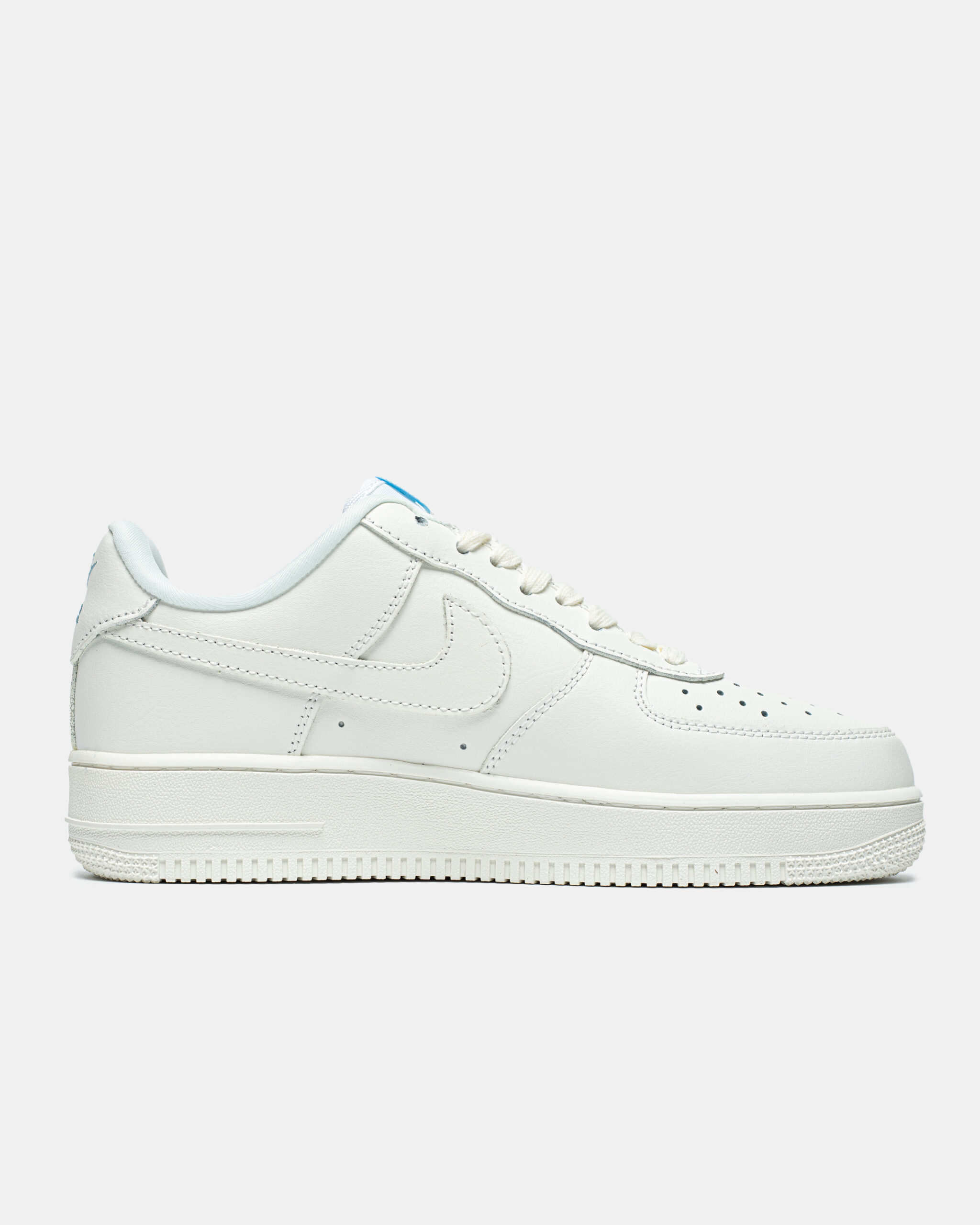 Nike Air Force 1 LV8 3 Swoosh White - Зображення 2