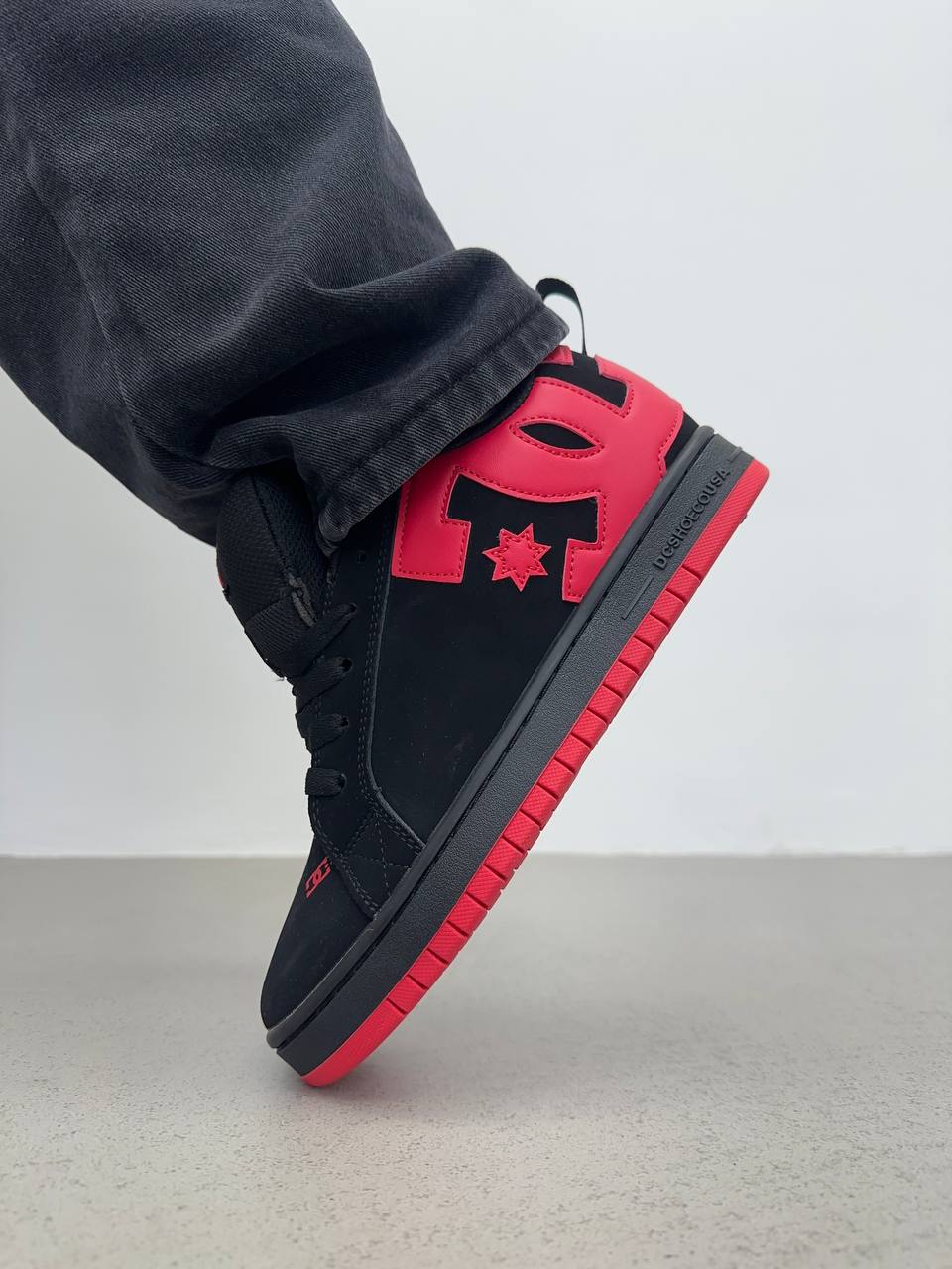 DC Shoes Court Graffik Black Red - Зображення 4