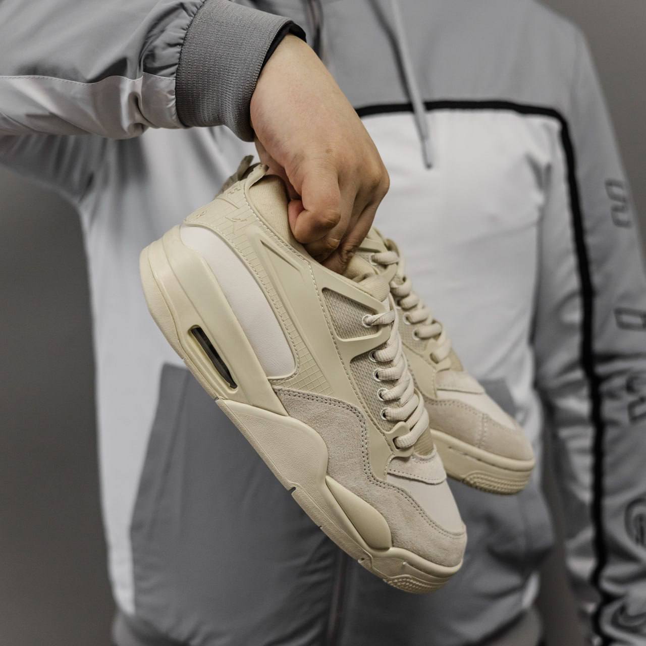 Nike Air Jordan 4 RM - Зображення 4