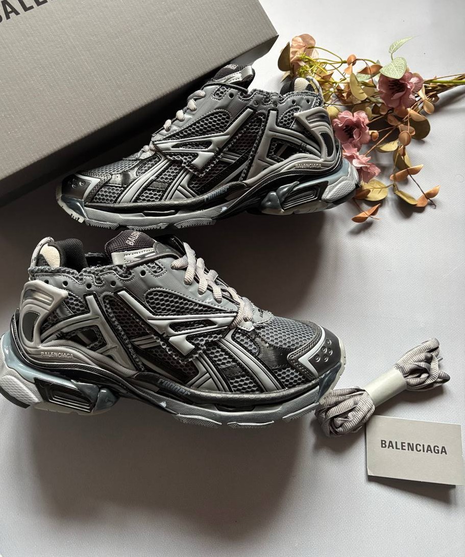 Balenciaga Runner Grey