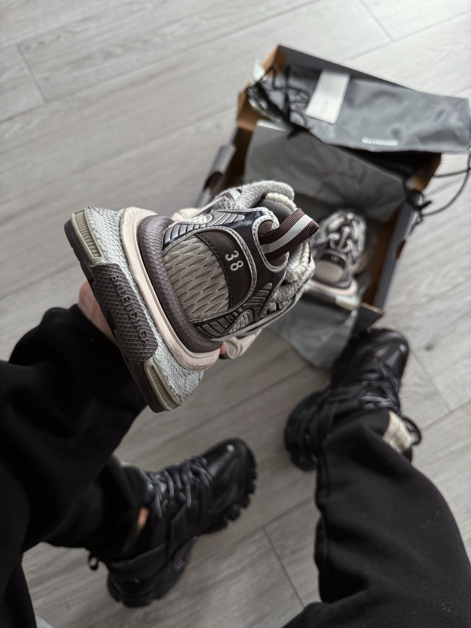 Balenciaga 3XL Extreme Lace Trainers Grey Brown - Зображення 6