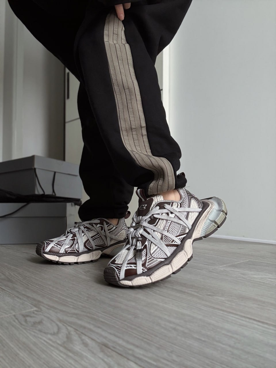 Balenciaga 3XL Extreme Lace Trainers Grey Brown - Зображення 2