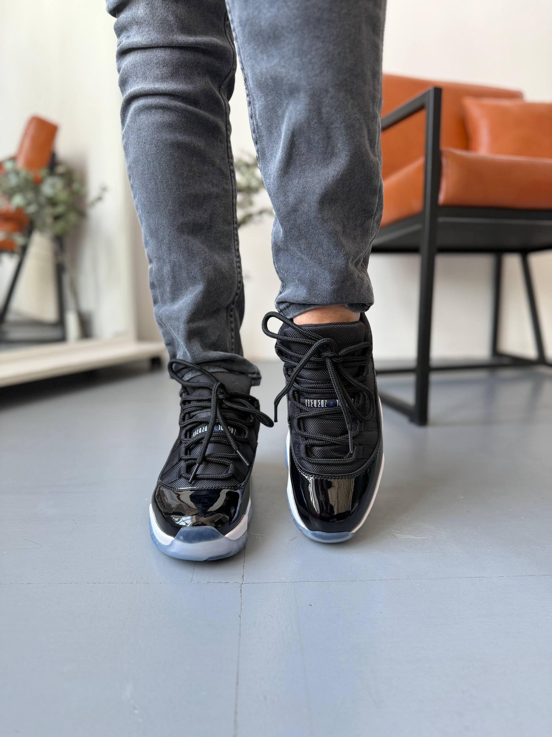 Nike Air Jordan 11 Retro Low Space Jam - Зображення 6