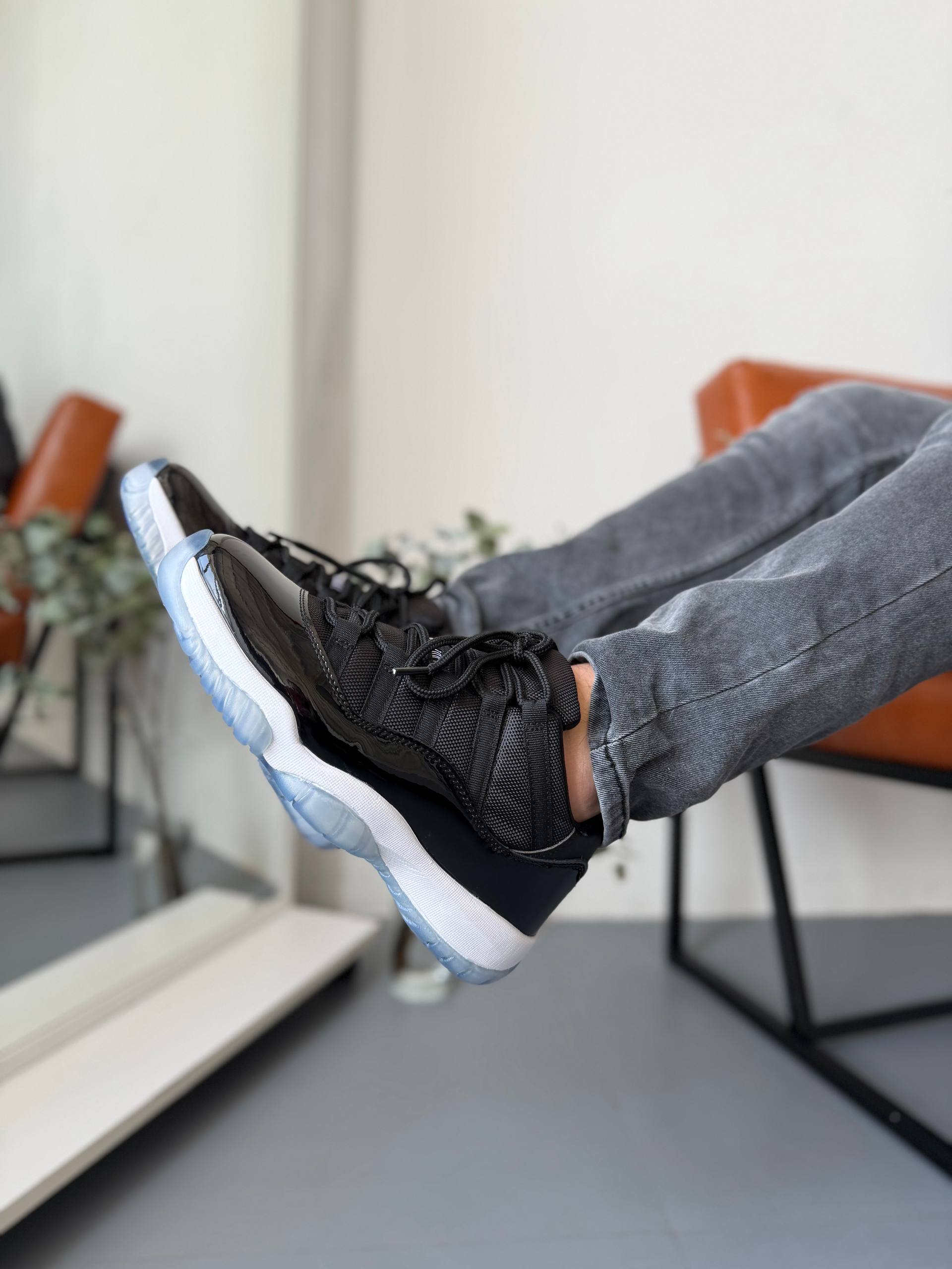 Nike Air Jordan 11 Retro Low Space Jam - Зображення 5