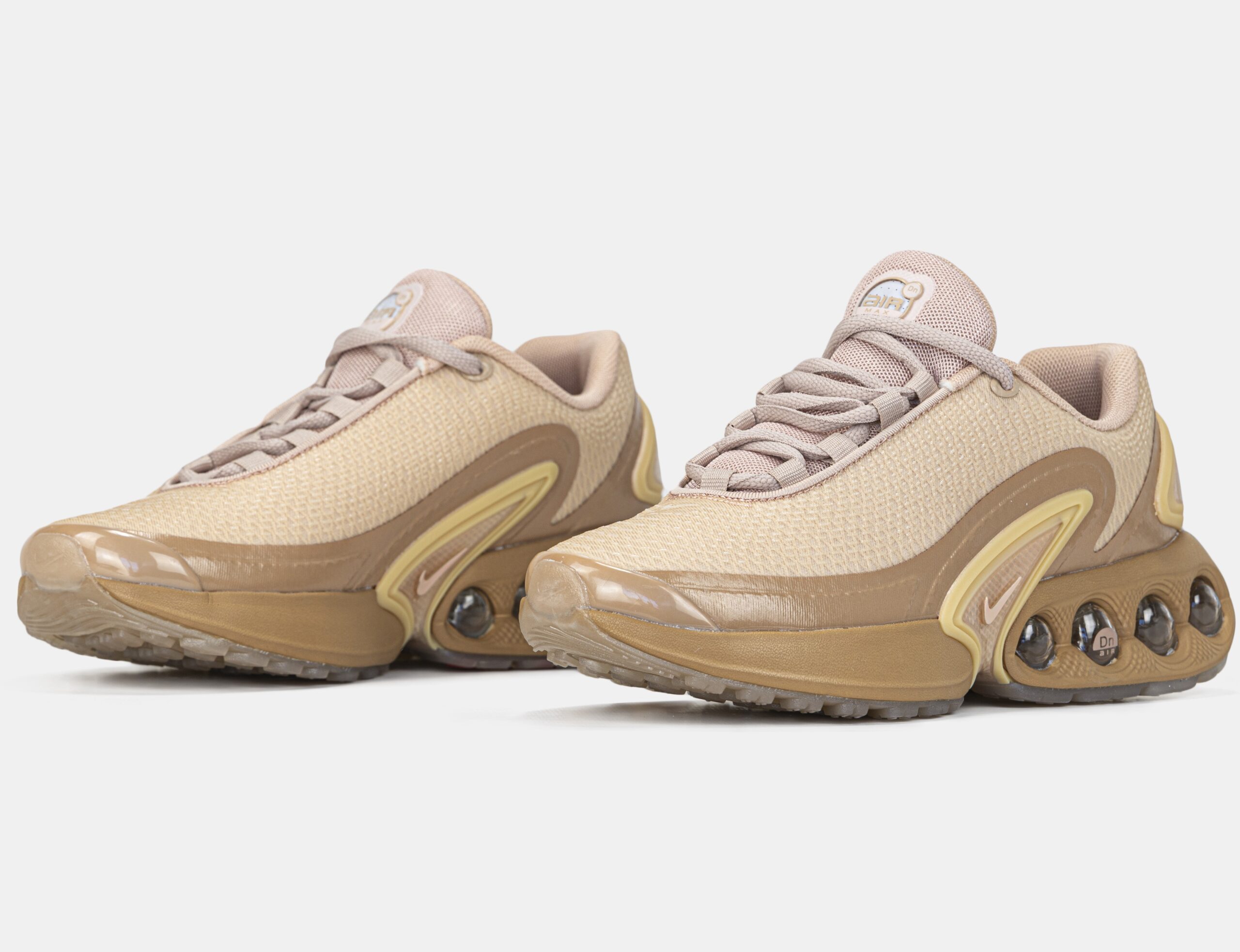 Nike Air Max Dn Isa Beige - Зображення 2