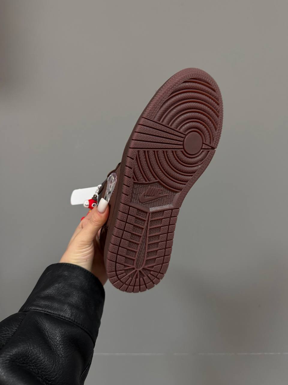 Air Jordan Retro 1 Low Box of Chocolates - Зображення 7