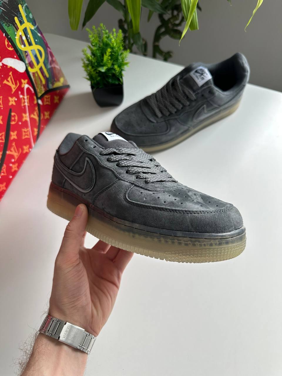 Nike Air Force 1 '07 LV8 Suede Grey - Зображення 3