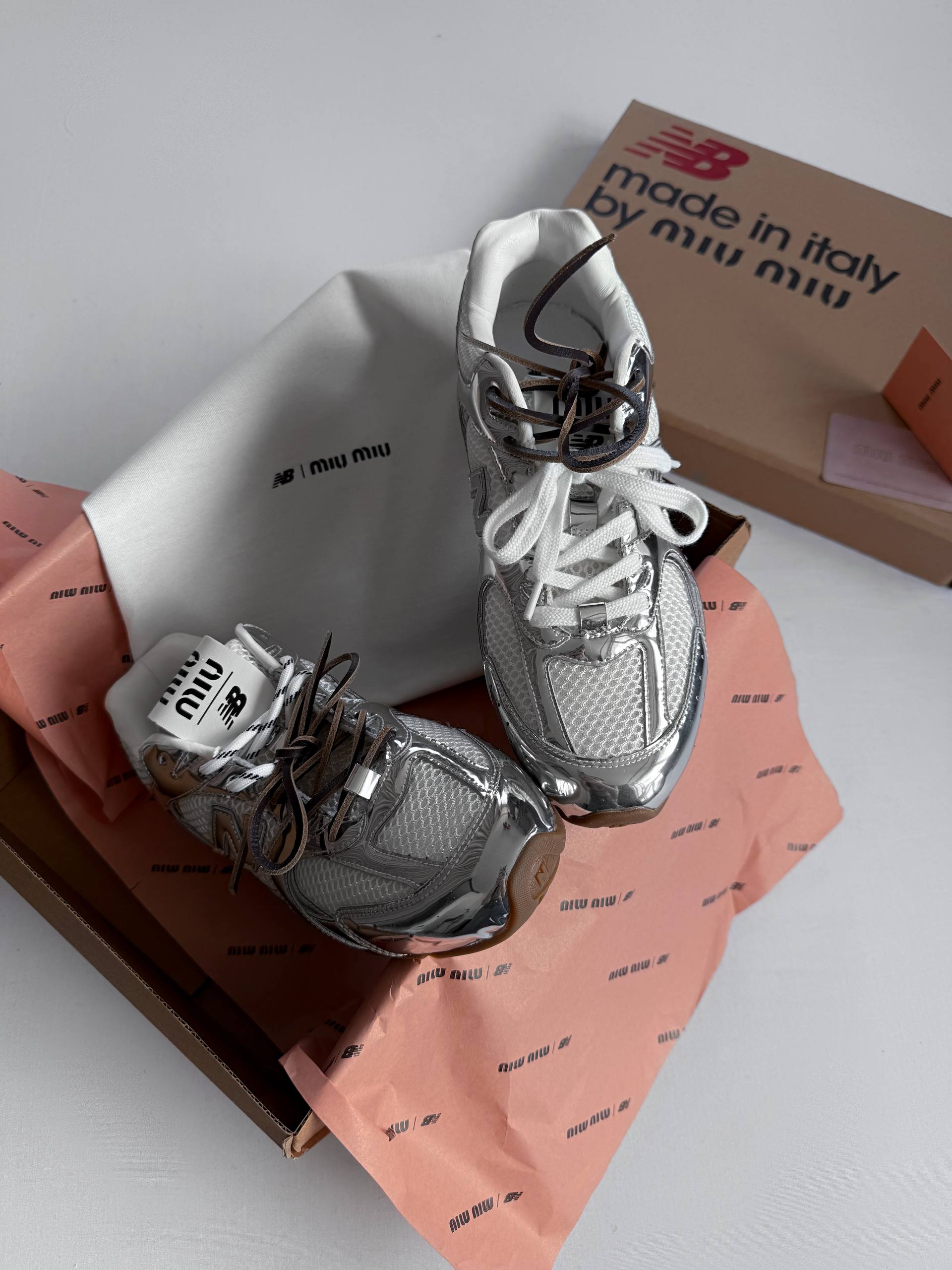 Miu Miu x New Balance Silver Vintage - Зображення 6