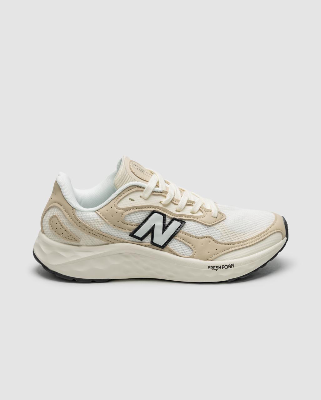 New Balance Arishi V4 Tiralux Marist4 Beige