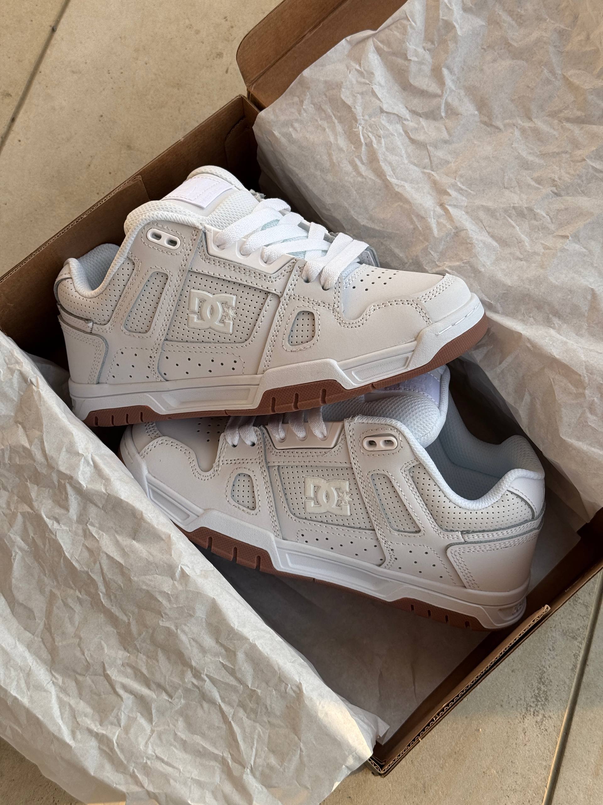 DC Stag White - Зображення 2