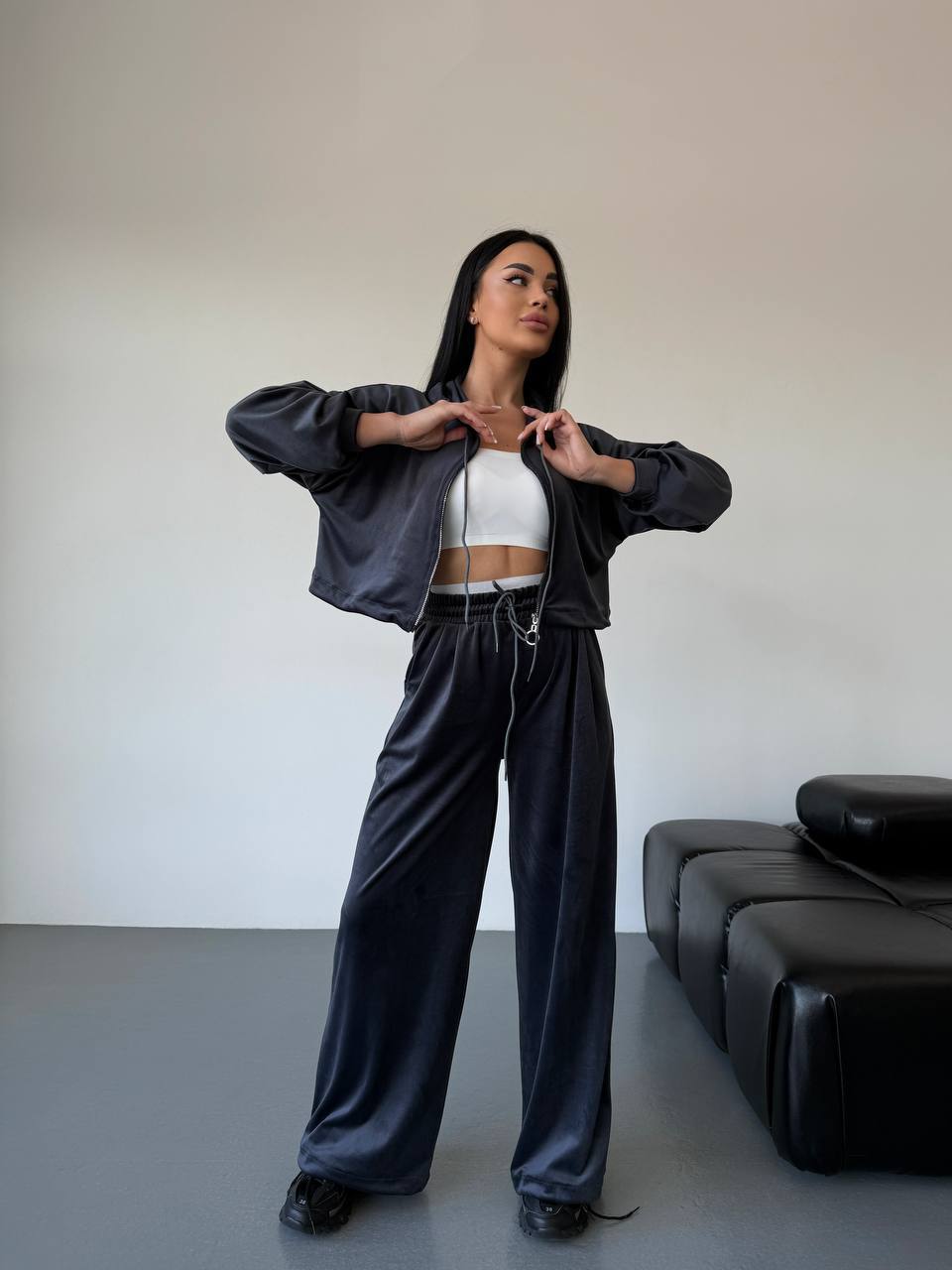 Велюровий костюм жіночий штани та кофта 5с433 - Зображення 2