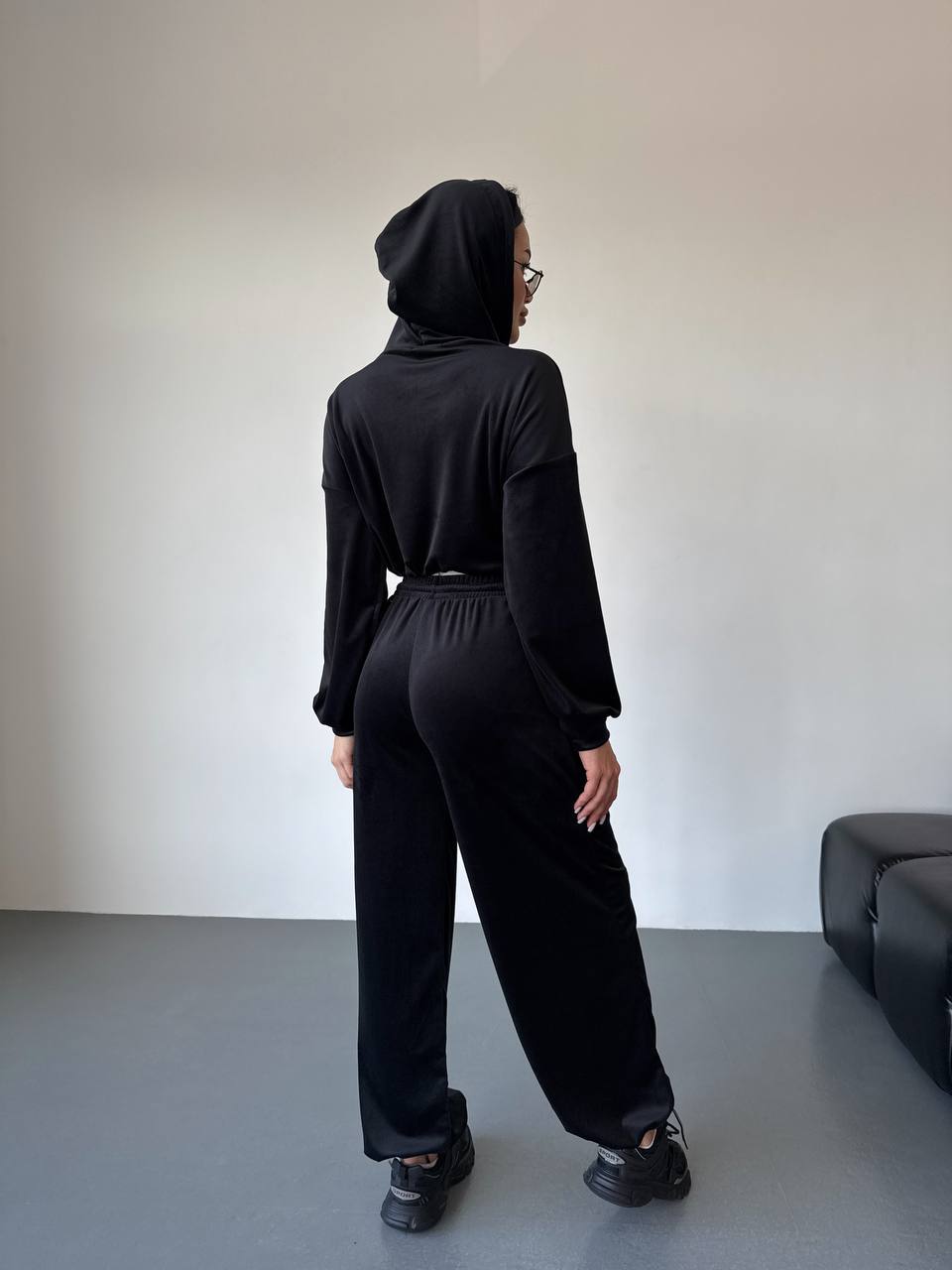 Велюровий костюм жіночий штани та кофта а09о5 - Зображення 4