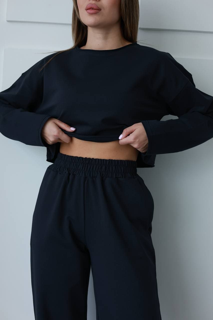 Жіночий костюм кроп-світшот та прямі штани 091с3т - Зображення 6