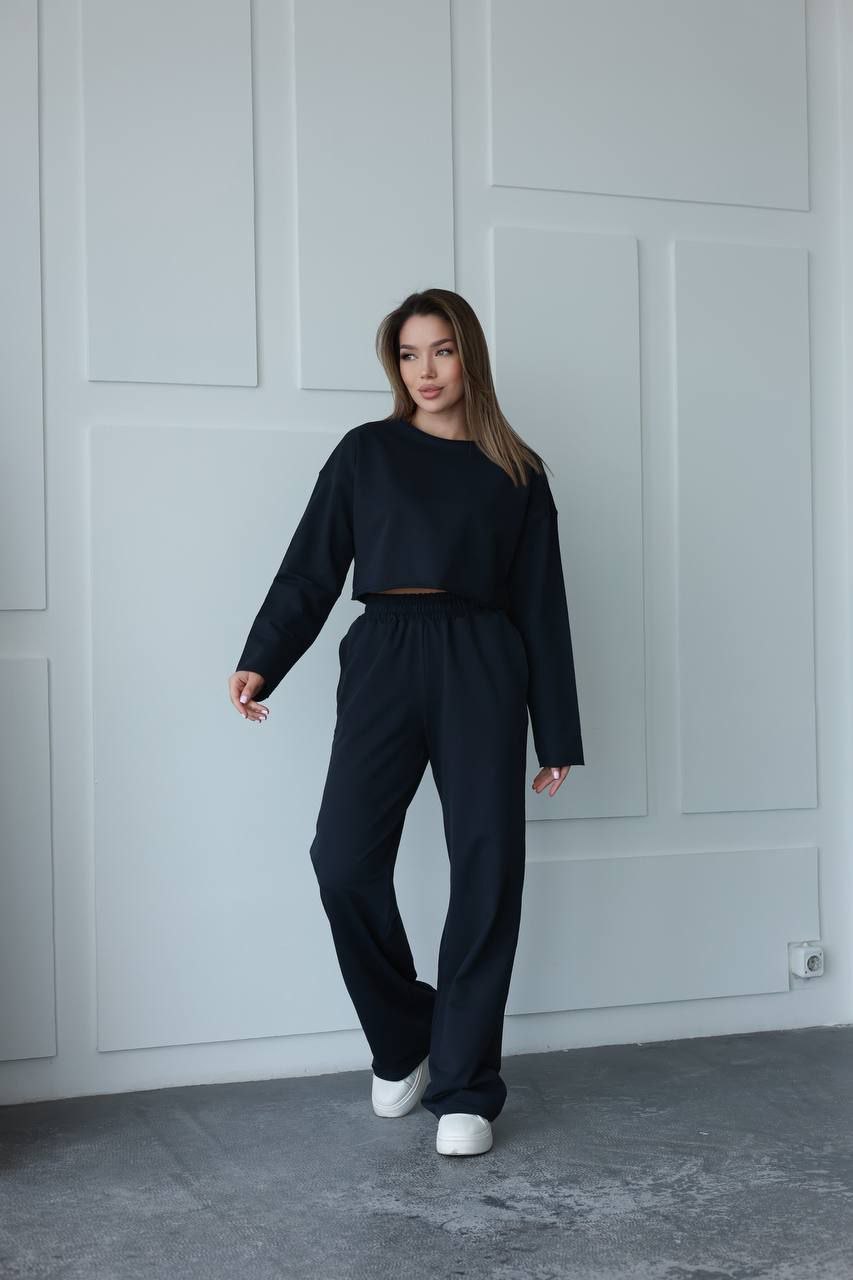 Жіночий костюм кроп-світшот та прямі штани 091с3т - Зображення 2