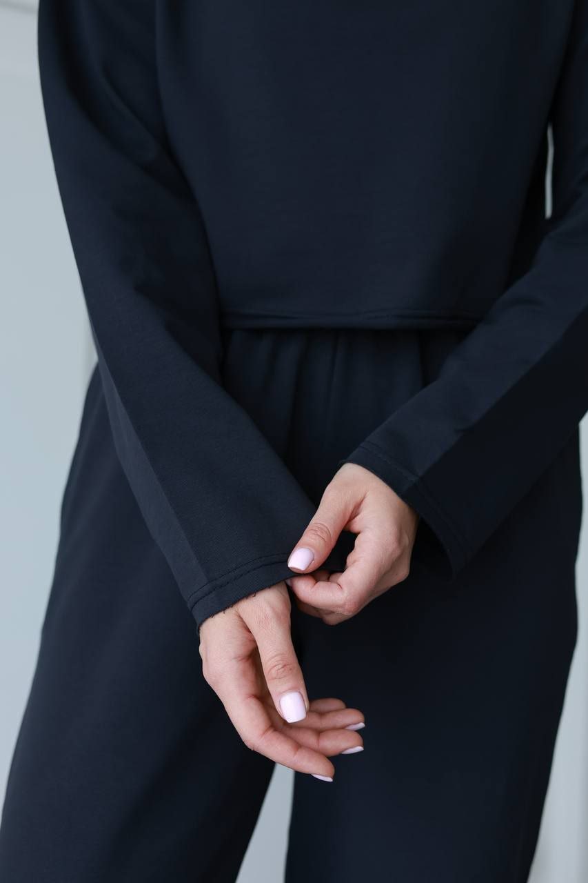 Жіночий костюм кроп-світшот та прямі штани 091с3т - Зображення 8