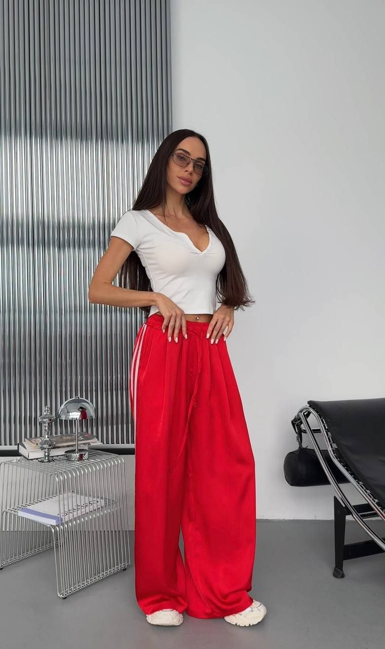 Жіночі брюки з лампасами к96с0