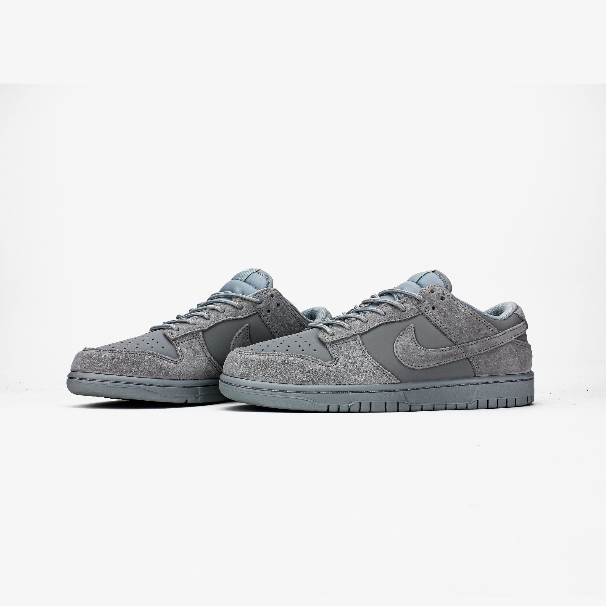 Nike Dunk Low Retro Se Wolf Grey - Зображення 3
