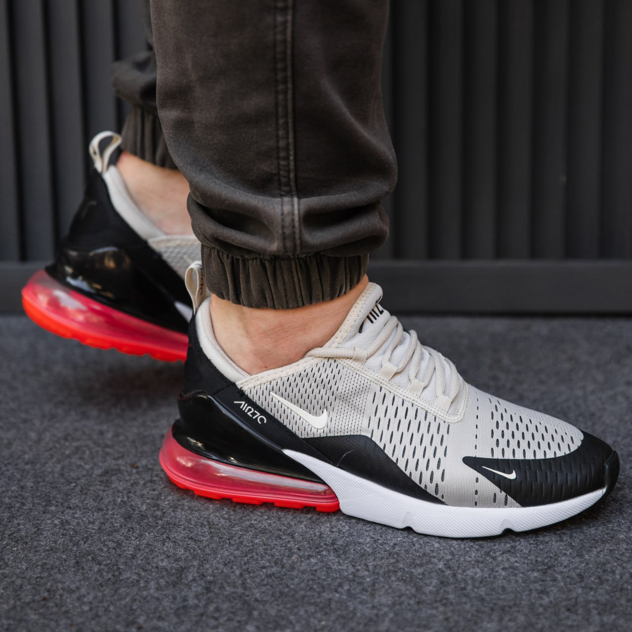 Nike Air Max 270